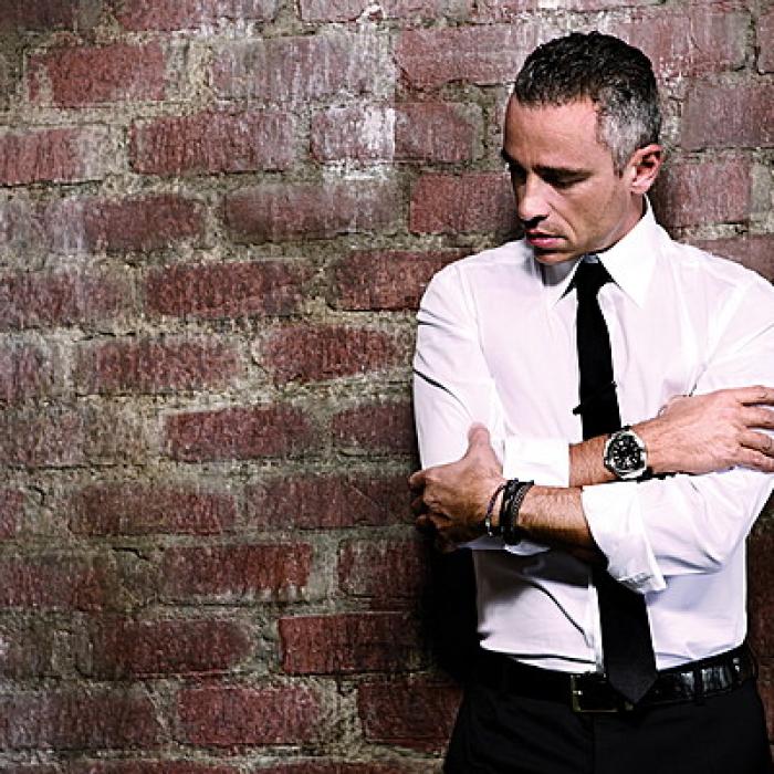 Eros Ramazzotti, înnebunit de românce