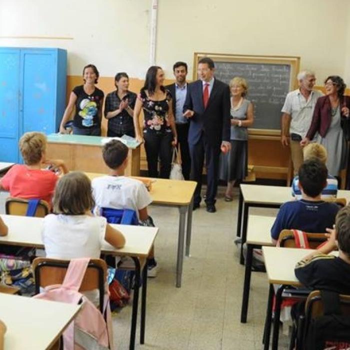 Extremiștii italieni cer scoaterea limbii române din școli 