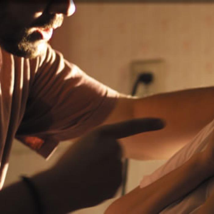 Italiancă torturată și violată de iubitul român