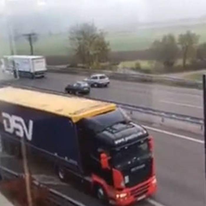 Dorel de România, filmat pe o autostradă în Elveția