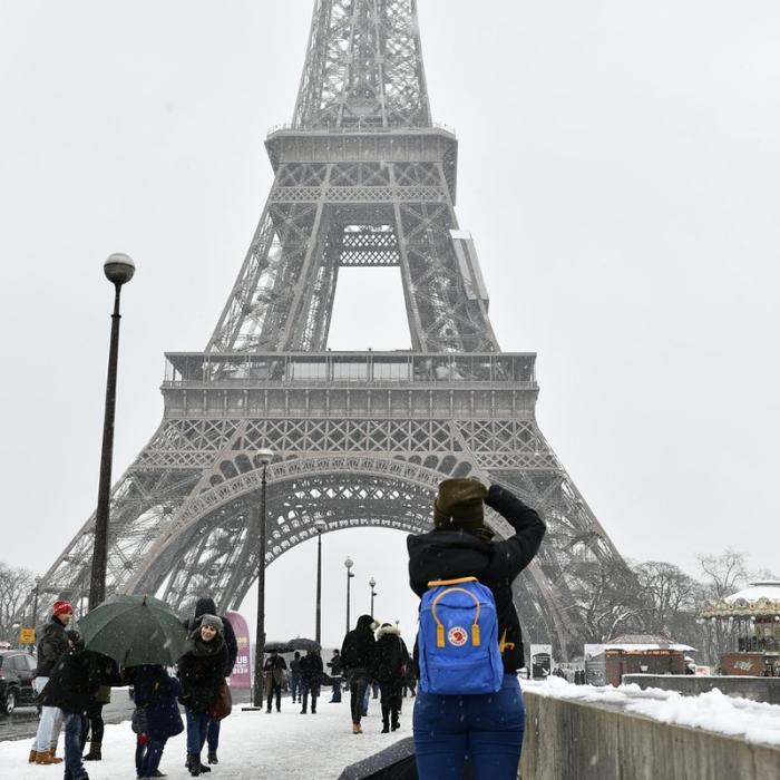 Turnul Eiffel, închis din cauza fenomenelor meteo extreme
