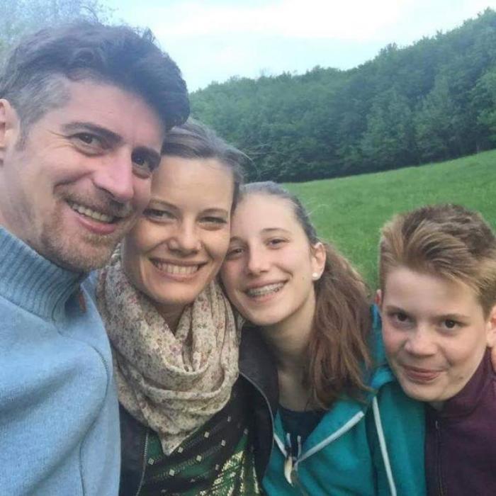 Caz șocant.Un bărbat din Brașov și-a omorât cei doi copii și soția