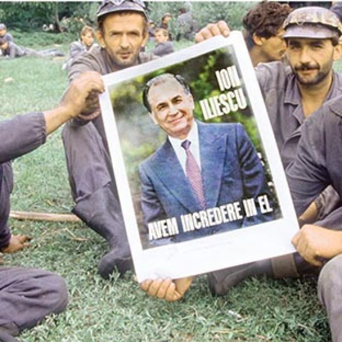 PSD îl scapă pe Iliescu de dosarele Revoluției și Mineriadei