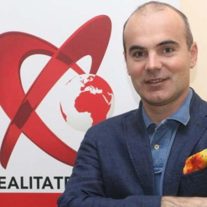  Soţia şi copilul lui RAREȘ BOGDAN au fost ATACAȚI