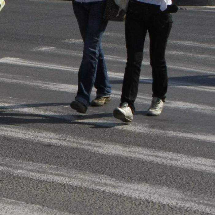 Turiști loviți pe trecere de pietoni, în Mamaia. Șoferul, dat în urmărire după ce a fugit