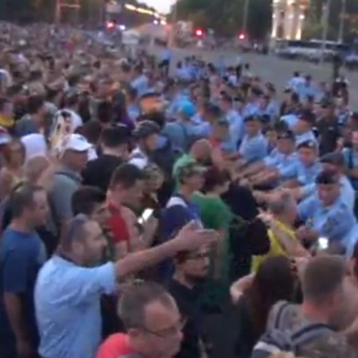Programul PROTESTELOR  de azi în zeci de orașe din ȚARĂ și EUROPA