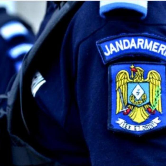 Surse: Jandarmilor li s-au confiscat telefoanele și li s-a spus că e lovitură de stat