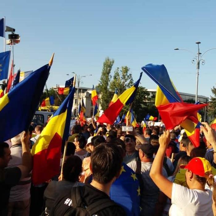 Presa franceză: Diaspora injectează bani mulți într-o Românie coruptă și prost gestionată