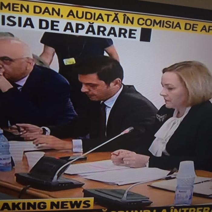 Firea: Carmen Dan are mesajele private ale unui senator