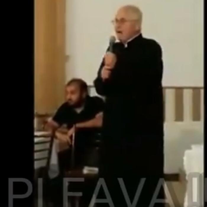 Preot, jignire pentru Diaspora. FADERE: Sesizare la Consiliul pentru Combaterea Discriminării