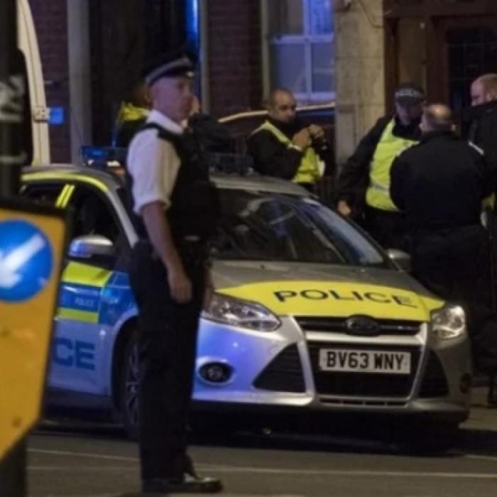 Posibil atentat în Marea Britanie. A intrat cu mașina în mulțime 