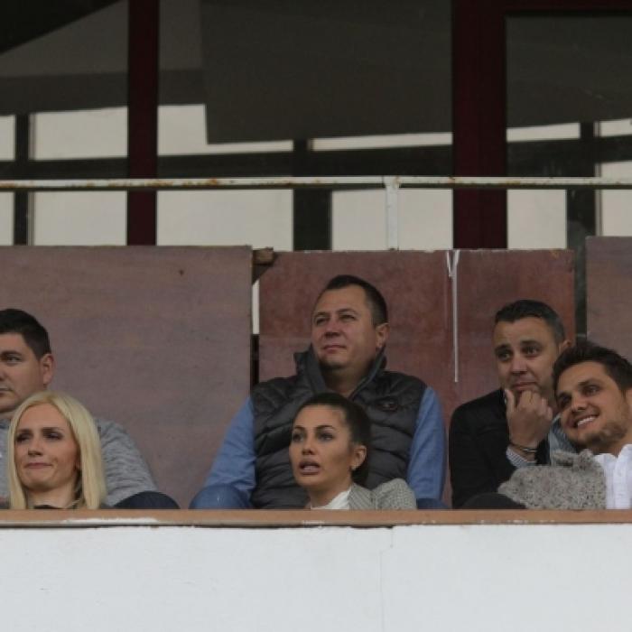 Bodyguarzii lui Dragnea Jr. au agresat un jurnalist