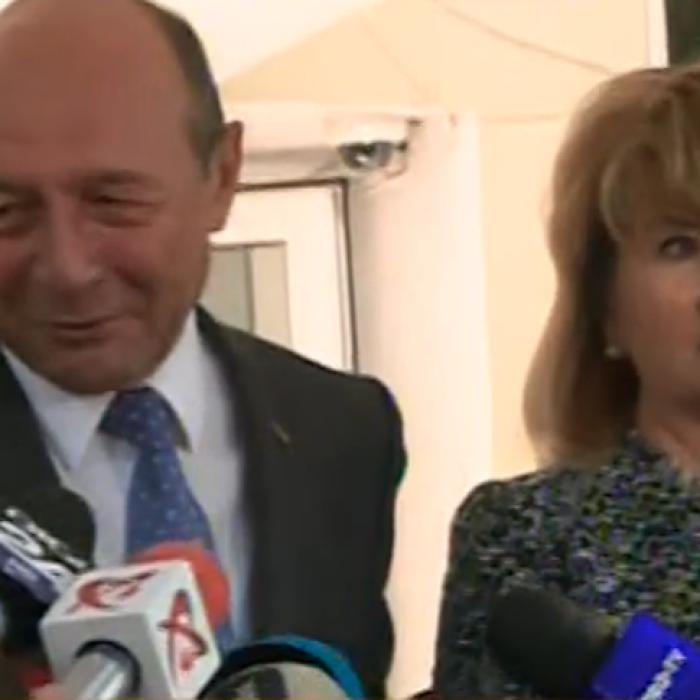 Incident la votul lui Traian Băsescu: ”Prostia nu deranjează!”