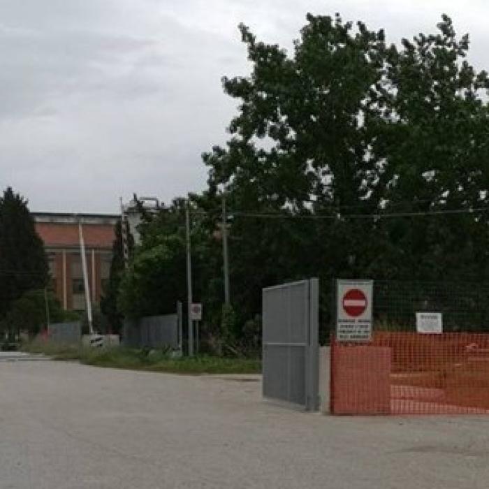 Italia: Român, la un pas să-și piardă piciorul într-un accident de muncă