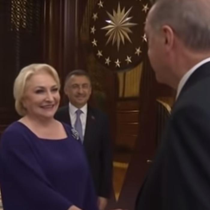 Dăncilă, moment hilar cu Erdogan. A apărut înregistrarea cu sunet. Video