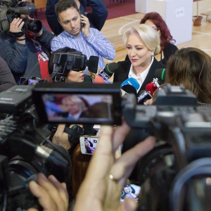Dăncilă, DISCUȚIE cu Firea, după scandalul din CEX 