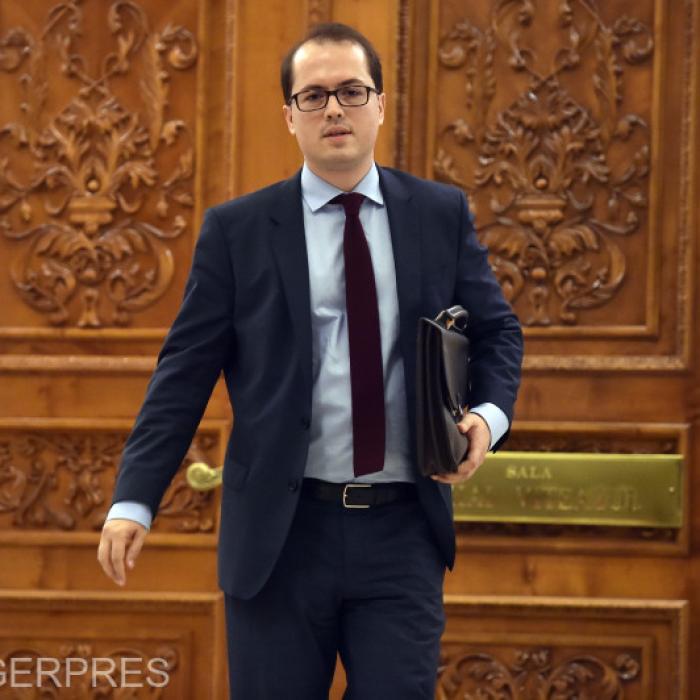 REACȚIE din PSD. Europarlamentar: Teodorovici a fost și este un ministru de succes