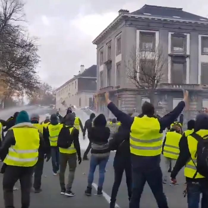 PROTESTE la Bruxelles. "Vestele galbene" au creat HAOS, la doi pași de instituțiile europene. VIDEO
