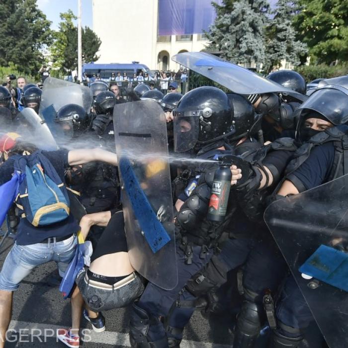 Mutare SURPRIZĂ! Se propune DESFIINȚAREA Jandarmeriei