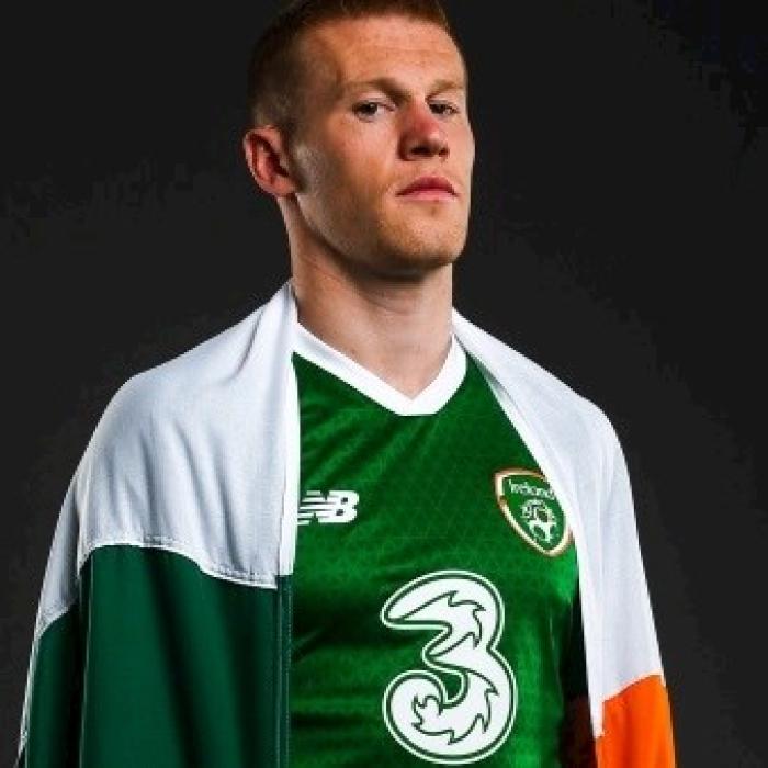 EMOȚIONANT. Gestul făcut de un fotbalist pentru șase români ai străzii din Irlanda