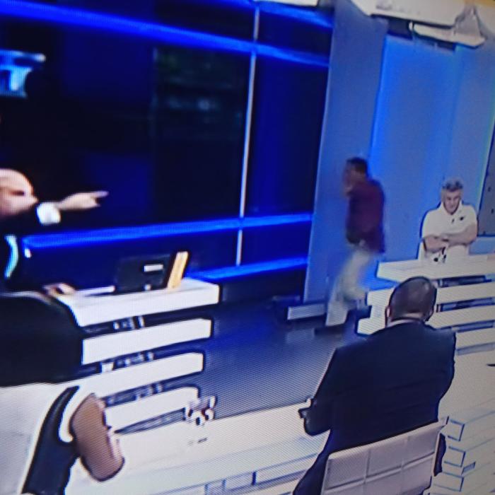 Alex Căutiș, solicitat la Realitatea, de înlocuitorul lui Rareș Bogdan