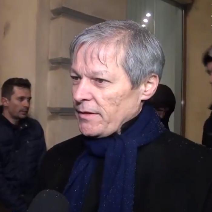 Protest 10 ianuarie. Cioloș: "Domnul Dragnea nu e împrăştiat, e ascuns pe undeva"