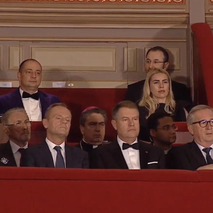 Ce au găsit oficialii străini prezenți la ceremoniile de la Ateneu  în camera de hotel 