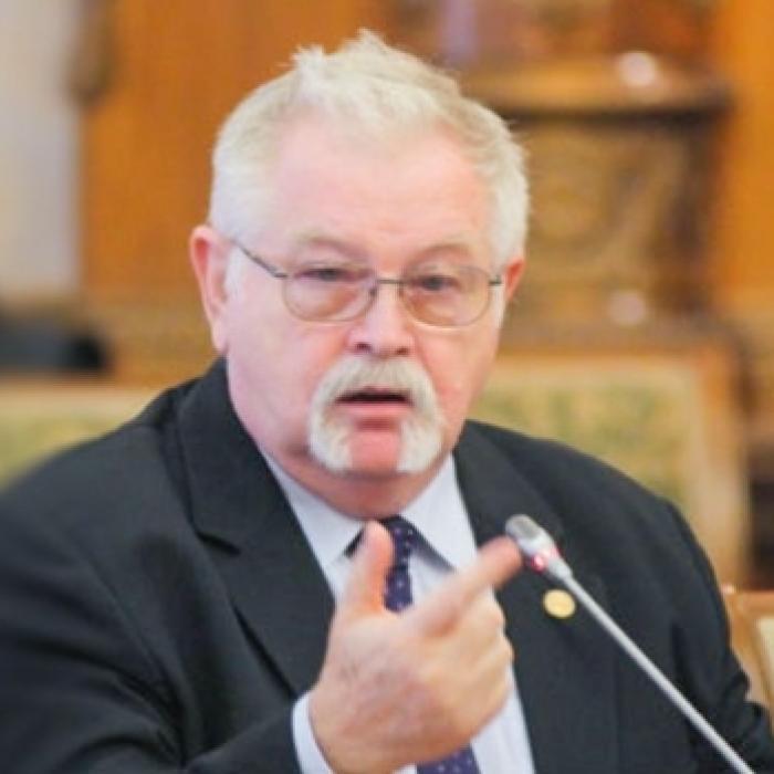 Cum a vrut ministrul Energiei să scape de o întrebare incomodă. Moment comic, în direct (AUDIO)