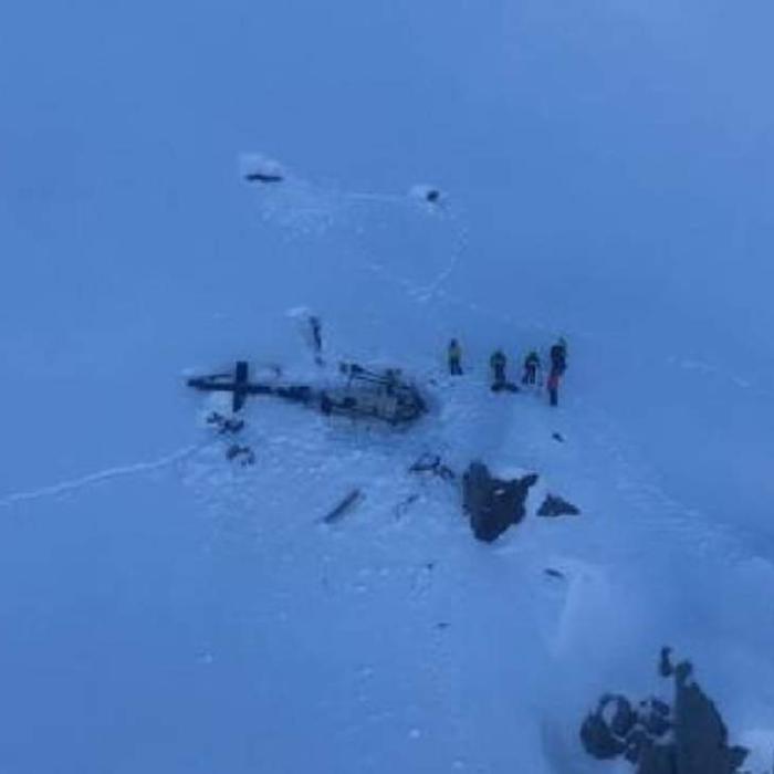 UPDATE. ACCIDENT aviatic MORTAL în Alpii din Italia. Două aeronave turistice, COLIZIUNE în aer