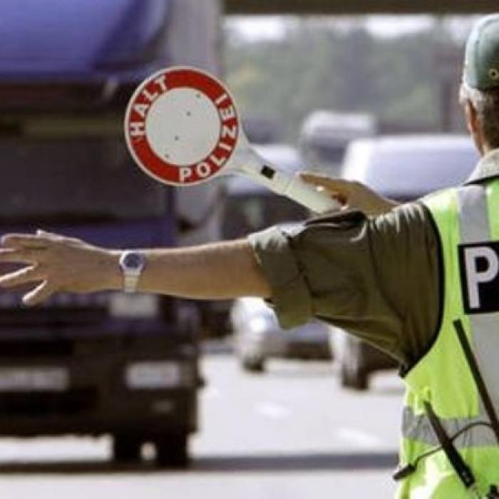 Germania. Doi ROMÂNI, amendă URIAȘĂ după ce polițiștii le-au verificat TIR-ul