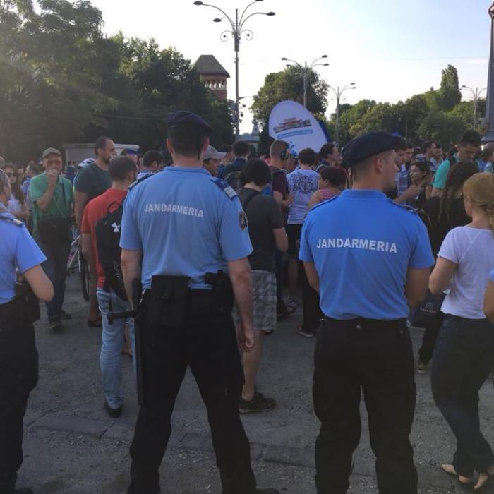Jandarmeria, MESAJ pentru protestatarii din Piața Victoriei