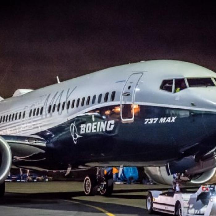 Marea Britanie INTERZICE avioanele Boeing 737 MAX în spațiul său aerian. Decizii asemănătoare, în Australia și Singapore