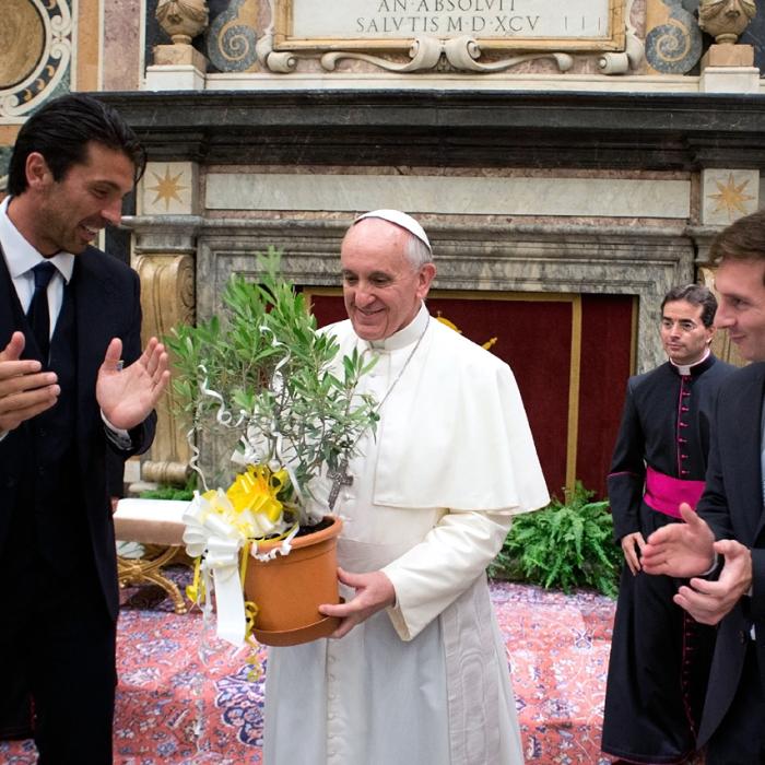 Papa Francisc: "Messi nu este DUMNEZEU" - VIDEO