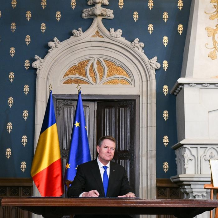 Iohannis a SEMNAT eliberarea din funcţie a trei magistraţi