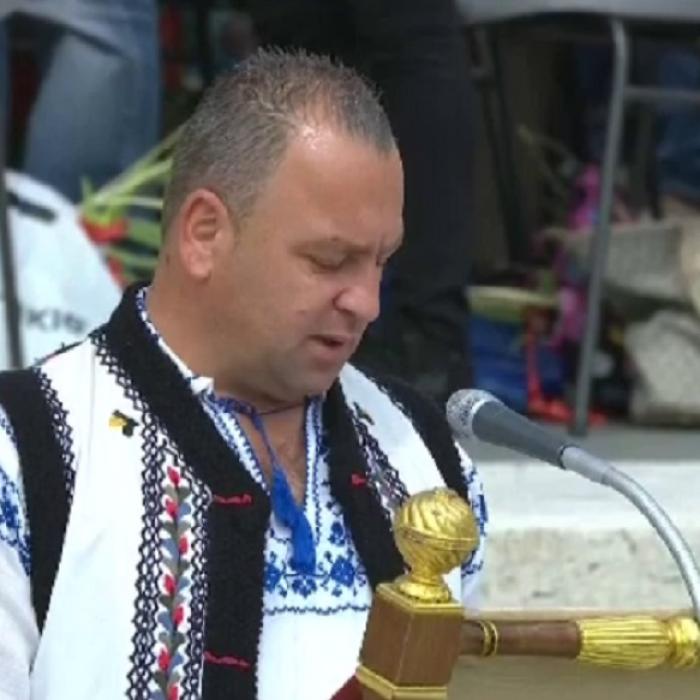 Cine e ROMÂNUL care a rostit „Rugăciunea universală” la Vatican. Lucrează la Roma de peste 20 de ani