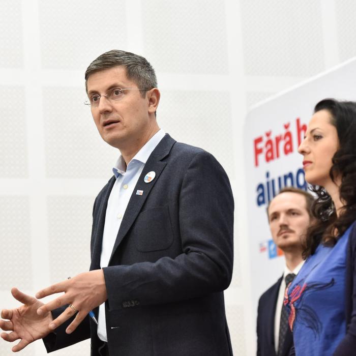 Dan Barna: „Alianţa USR PLUS va da României cel mai competent şi onest premier”