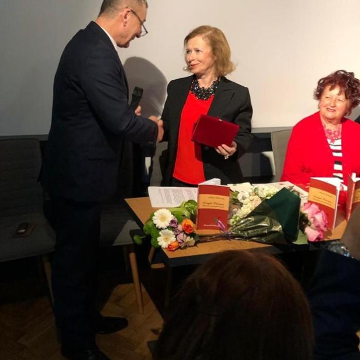 Români care ne fac mândri: Alina Diaconu, scriitoare de succes în Argentina