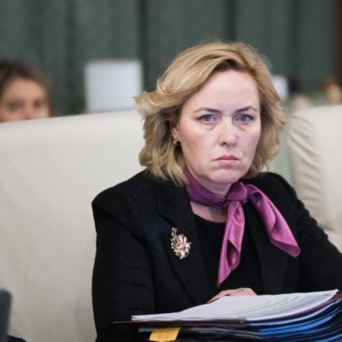 Carmen Dan, atac la Iohannis: "S-a spălat pe mâini! Încă o dată! Nu aşteptăm următoarea carte"