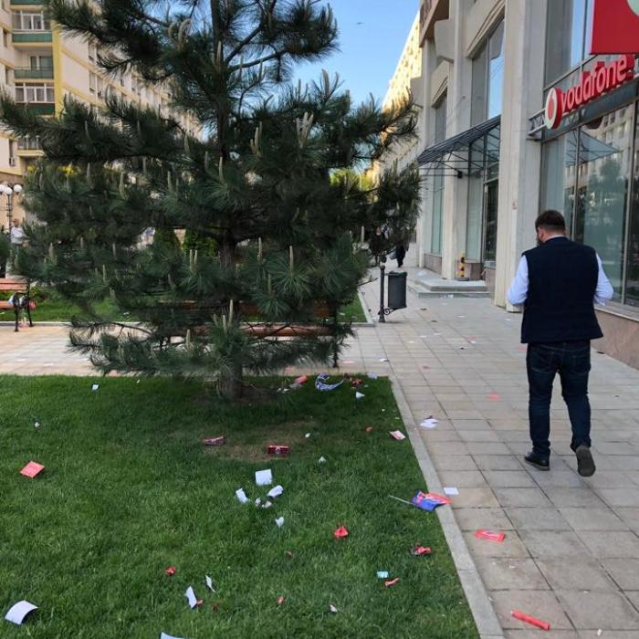 Primarul Iaşului, la curăţenie după mitingul PSD: "Un miting al ruşinii"