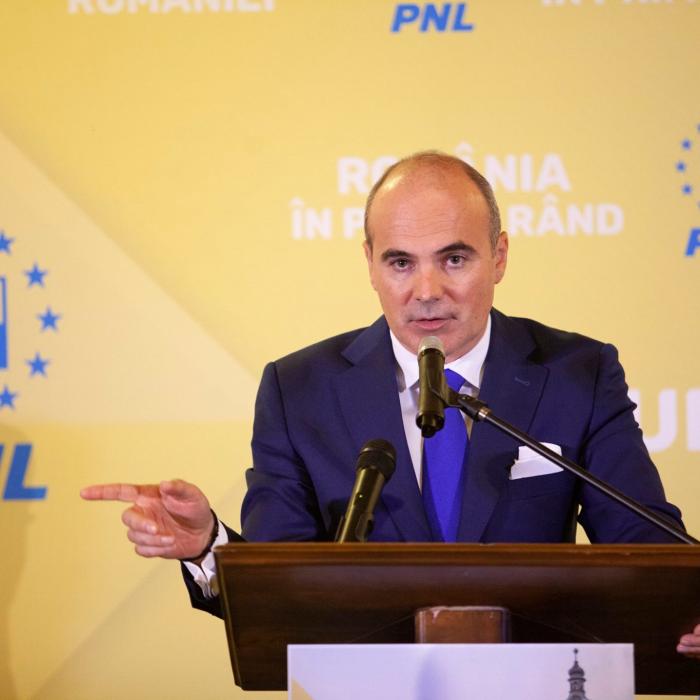 Rareş Bogdan: "Cine a crezut că intru în politică şi va răsufla uşurat, s-a înşelat"