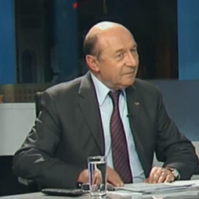  Băsescu, despre situaţia din Republica Moldova: Este o lovitură de stat dată de Plahotniuc!