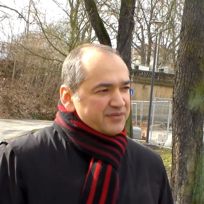 Alegeri într-un oraș din Germania. Un muzician ROMÂN a ajuns în turul doi cu un fost polițist 