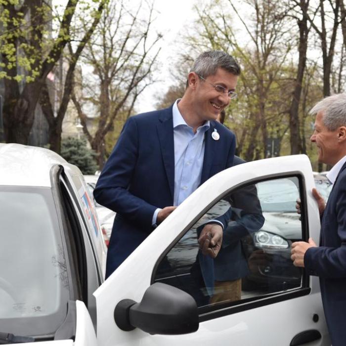 Dacian Cioloș s-a decis: Candidez, dar... 