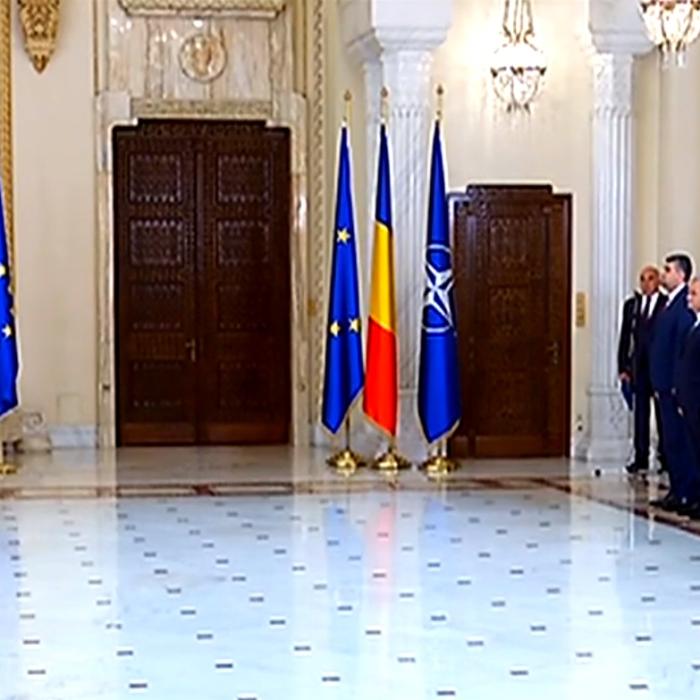 Stan și Deliorga au depus jurământul ca judecători CCR în fața lui Iohannis