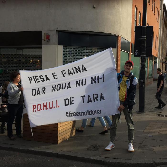 Marea Britanie. Diaspora a PROTESTAT la concertul Carla’s Dreams: „Piesa e faină, dar nouă nu ni-i P.O.H.U.I. de țară!” (FOTO)