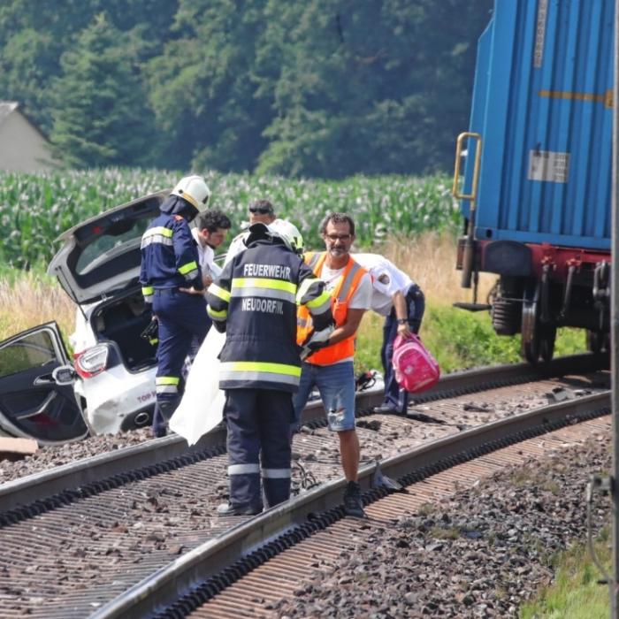 Austria. O ROMÂNCĂ și soțul ei, UCIȘI de tren. Poliția ia în calcul ipoteza unei CRIME (FOTO)