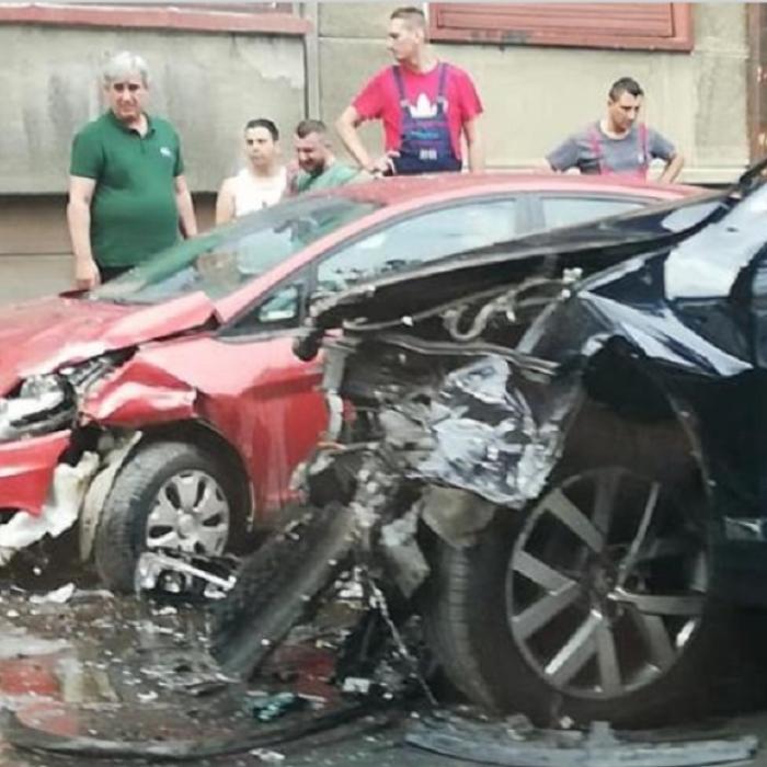 Ce a pățit șoferul lui Răzvan Cuc în urma accidentului