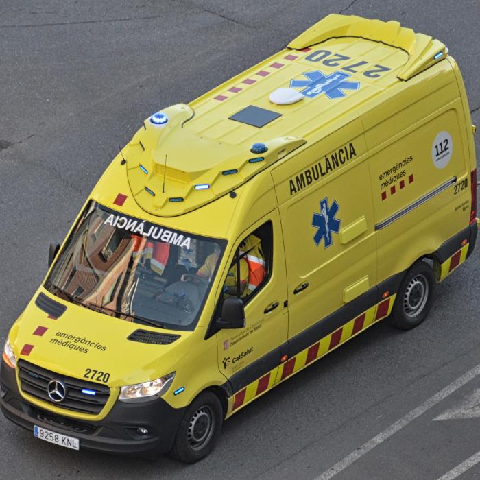 Spania. Și-a ÎNJUNGHIAT iubita și pe mama acesteia apoi a băut CLOR. Românul a murit la spital