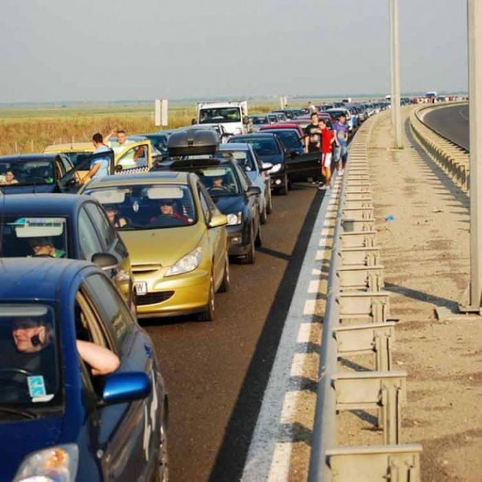 Trafic BLOCAT pe autostrada Soarelui. Coadă pe 3 kilometri