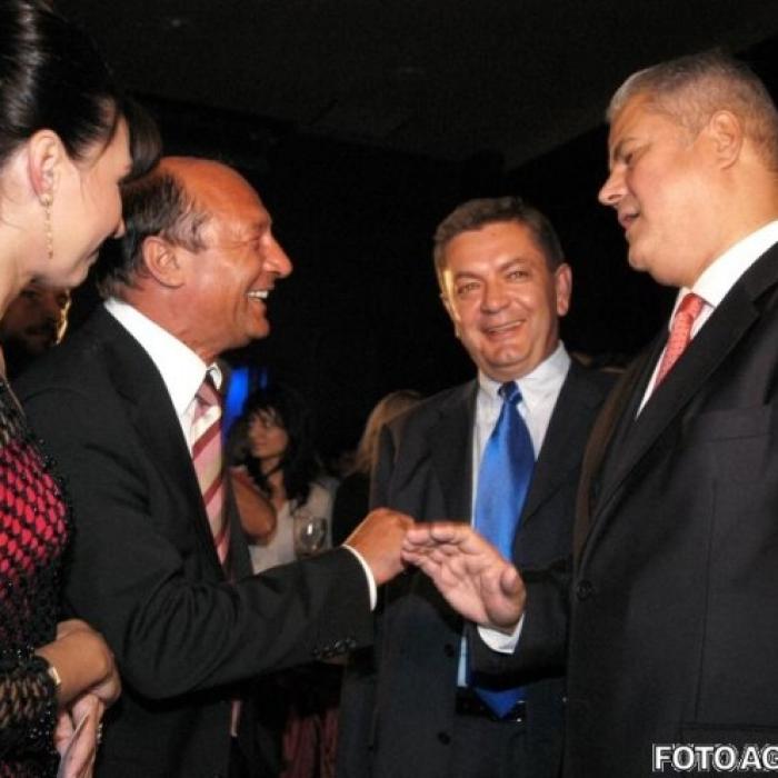 Adrian Năstase, REPLICĂ DURĂ pentru Traian Băsescu: „Sunt tot mai convins că suferă de Alzheimer”